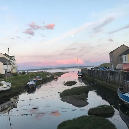 Combe-n-sea Holiday home